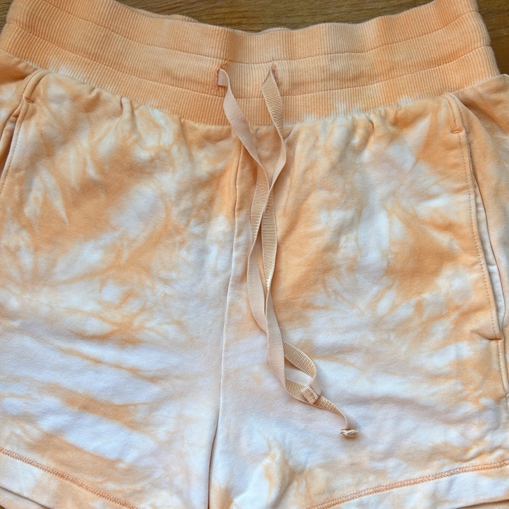 ALL IN MOTION Tie-Dye High Waisted Shorts Size Small - Picture 5 of 11